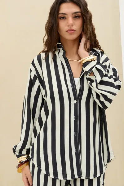 Camisa Rayas Negro