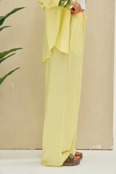 Pantalon Liso Amarillo