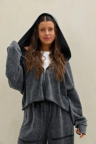 Campera Acid Wash Negra