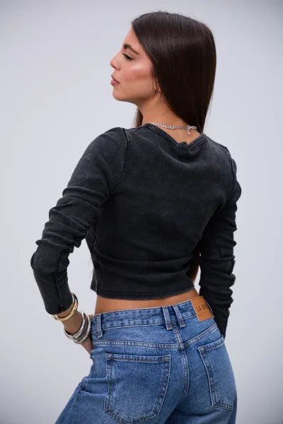 Remera Magnetica Negro L26-3308