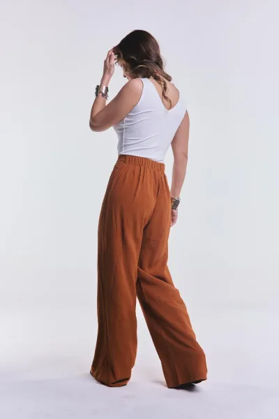 Pantalon Volver Camel