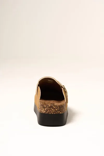Zueco Alto Camel YY-01