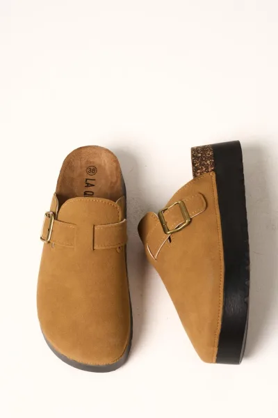 Zueco Alto Camel YY-01
