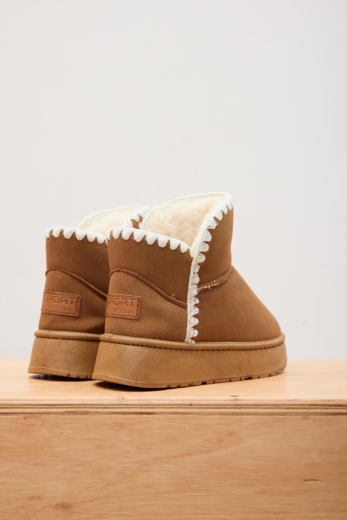 Bota Boston bordada camel - Imagen 3