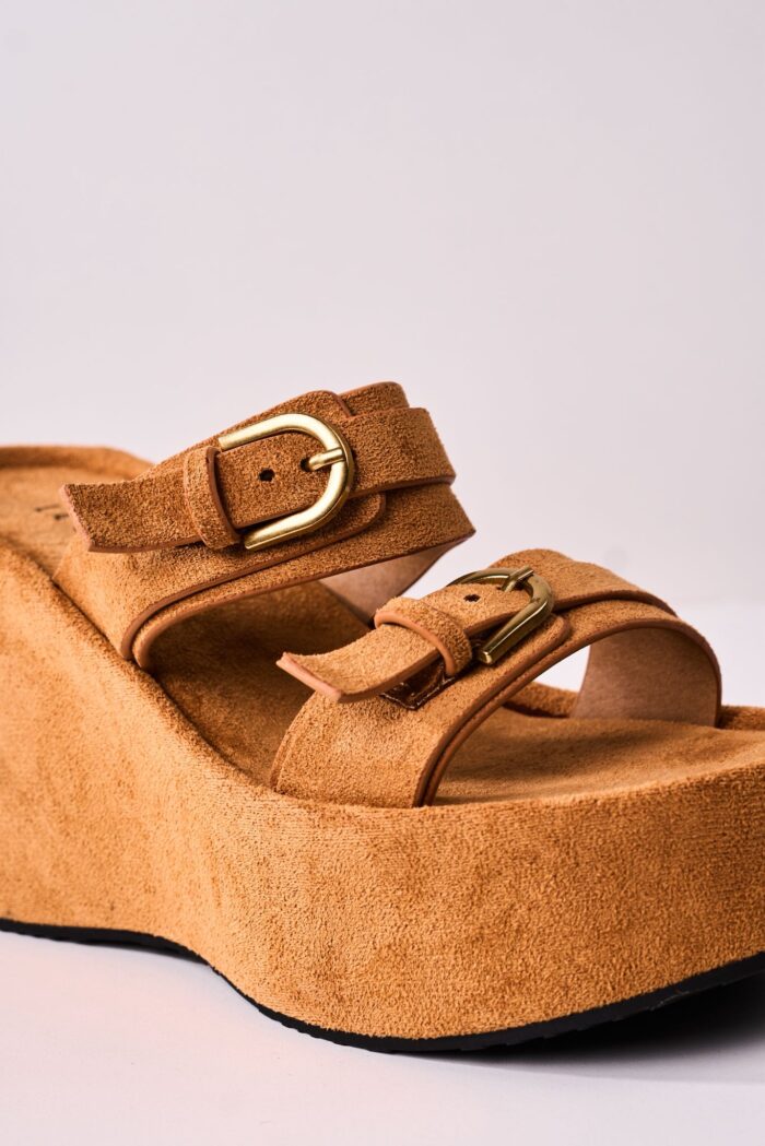 Sandalia Flatform Harbor Camel - Imagen 3