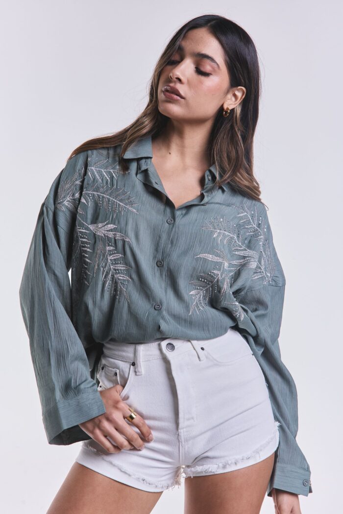 Camisa Bordada Verde - Imagen 2