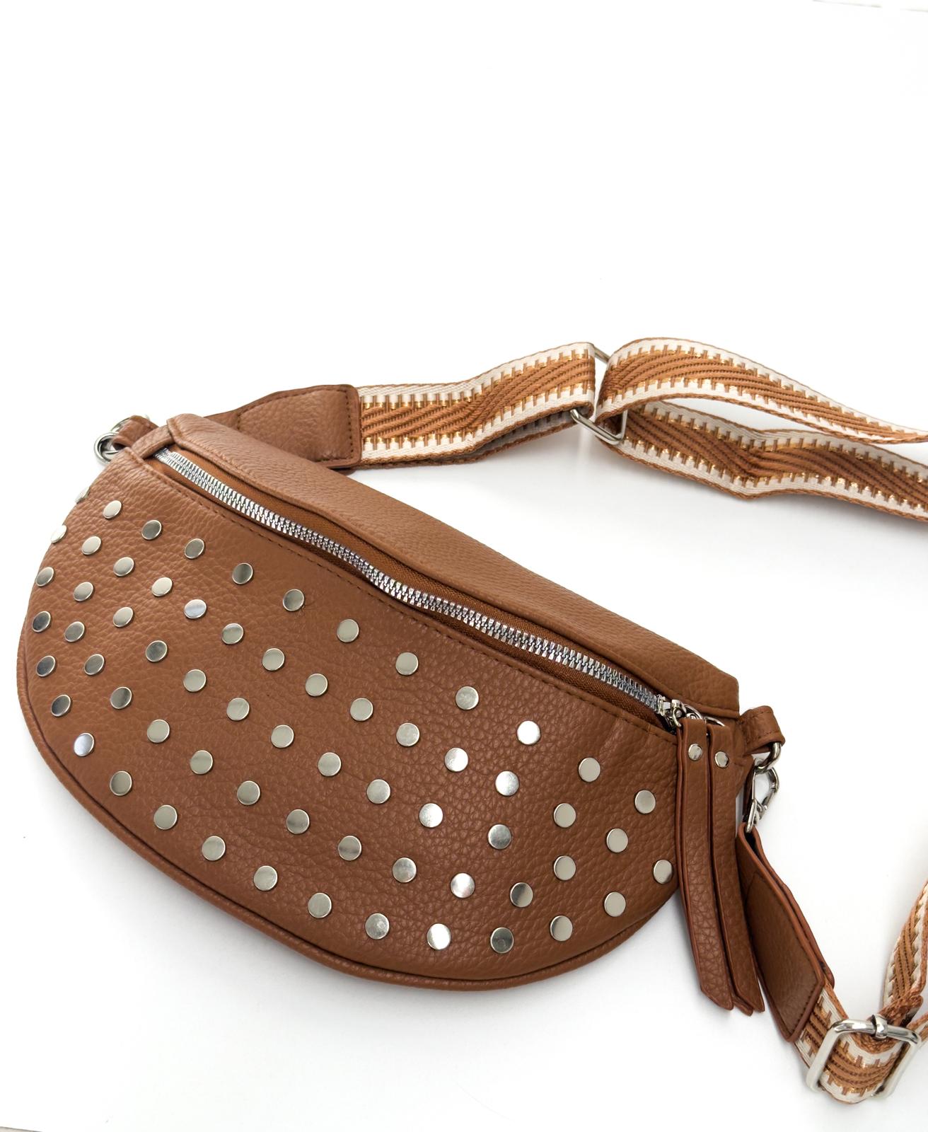 Riñonera Tachas Camel