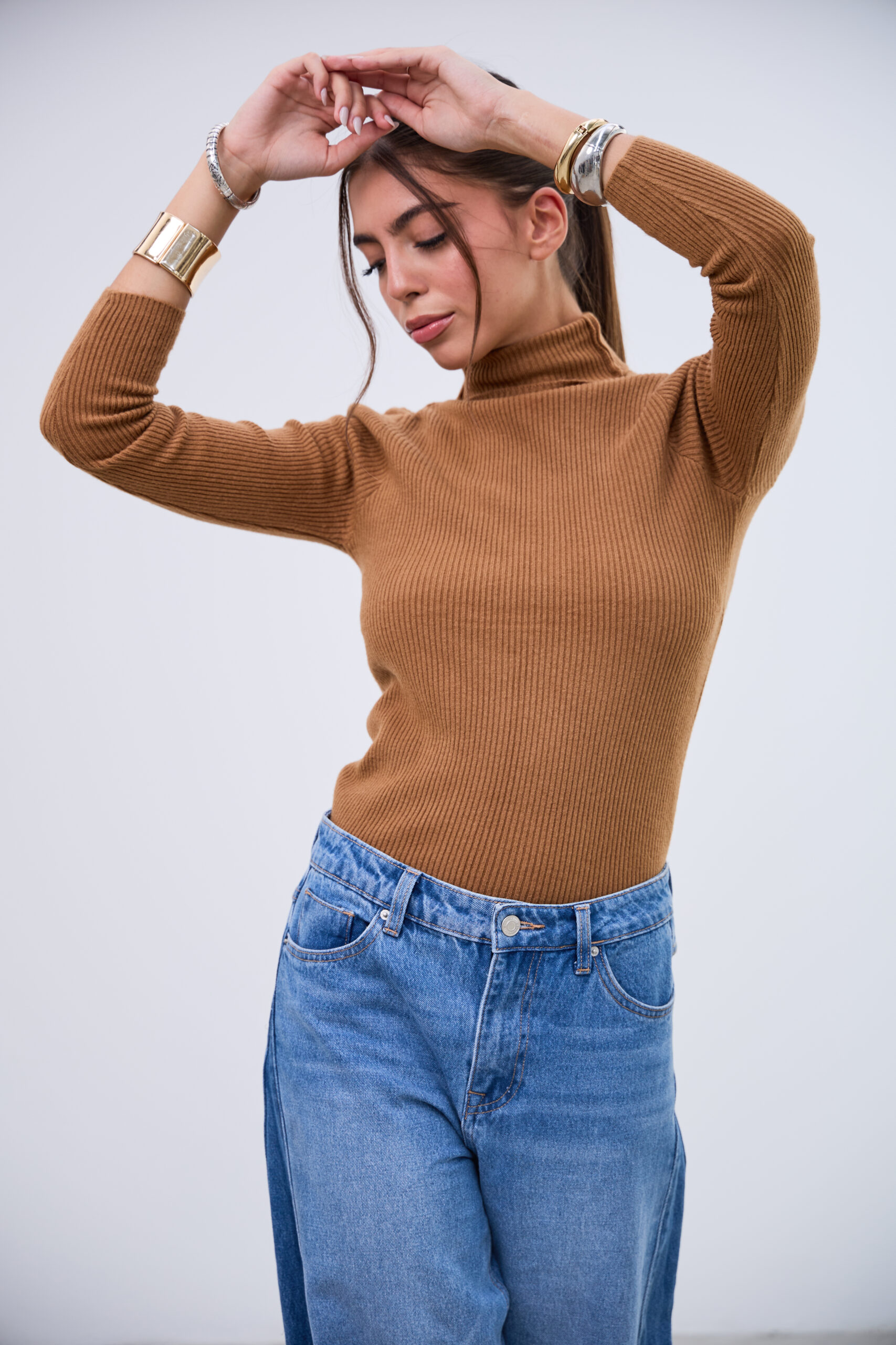 Polerita Cuello Latido Dulce de leche L26-3365 - Imagen 3